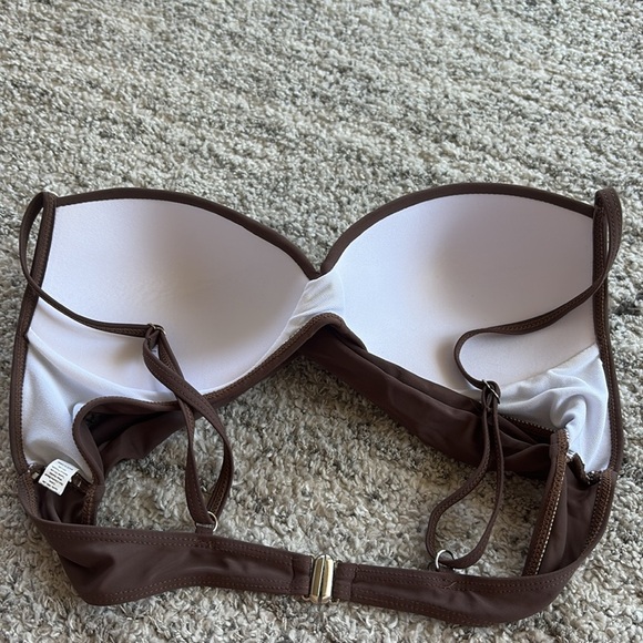Brown BIKINI SET ADJUSTABLE STRAPS on top; metal hook closure in back - Picture 6 of 14